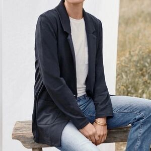 Garnet Hill Relaxed one button Navy Blazer 8